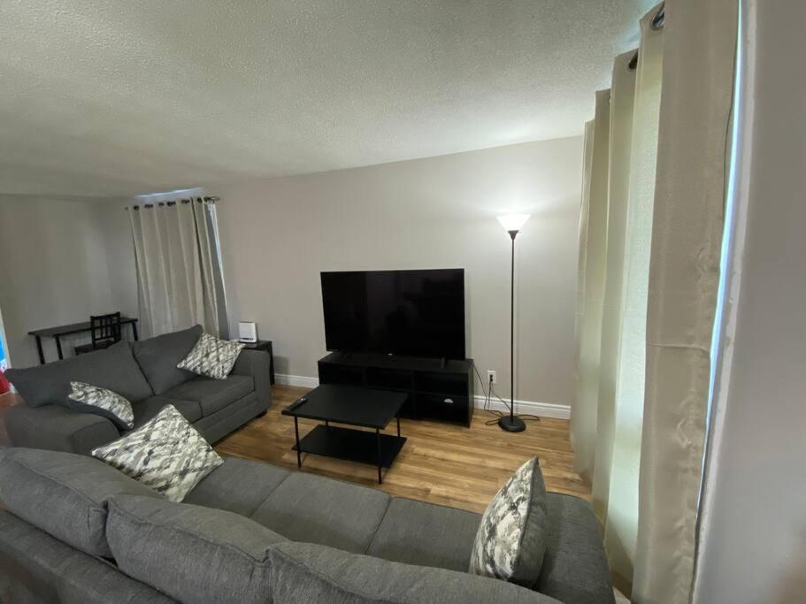 Kingston Comfort Hub Bagian luar foto